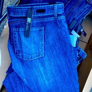 Kut from the kloth Catherine jeans